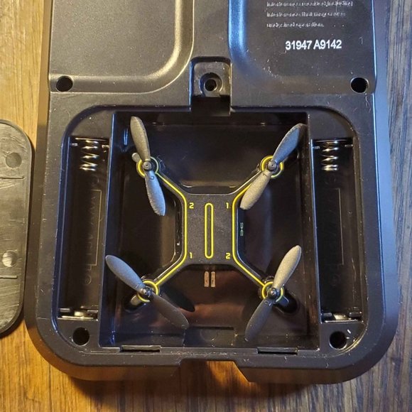 SHARPER IMAGE DX-1 Micro Drone Remote Controlled Quadcopter (no Charger) Used - Picture 7 of 8